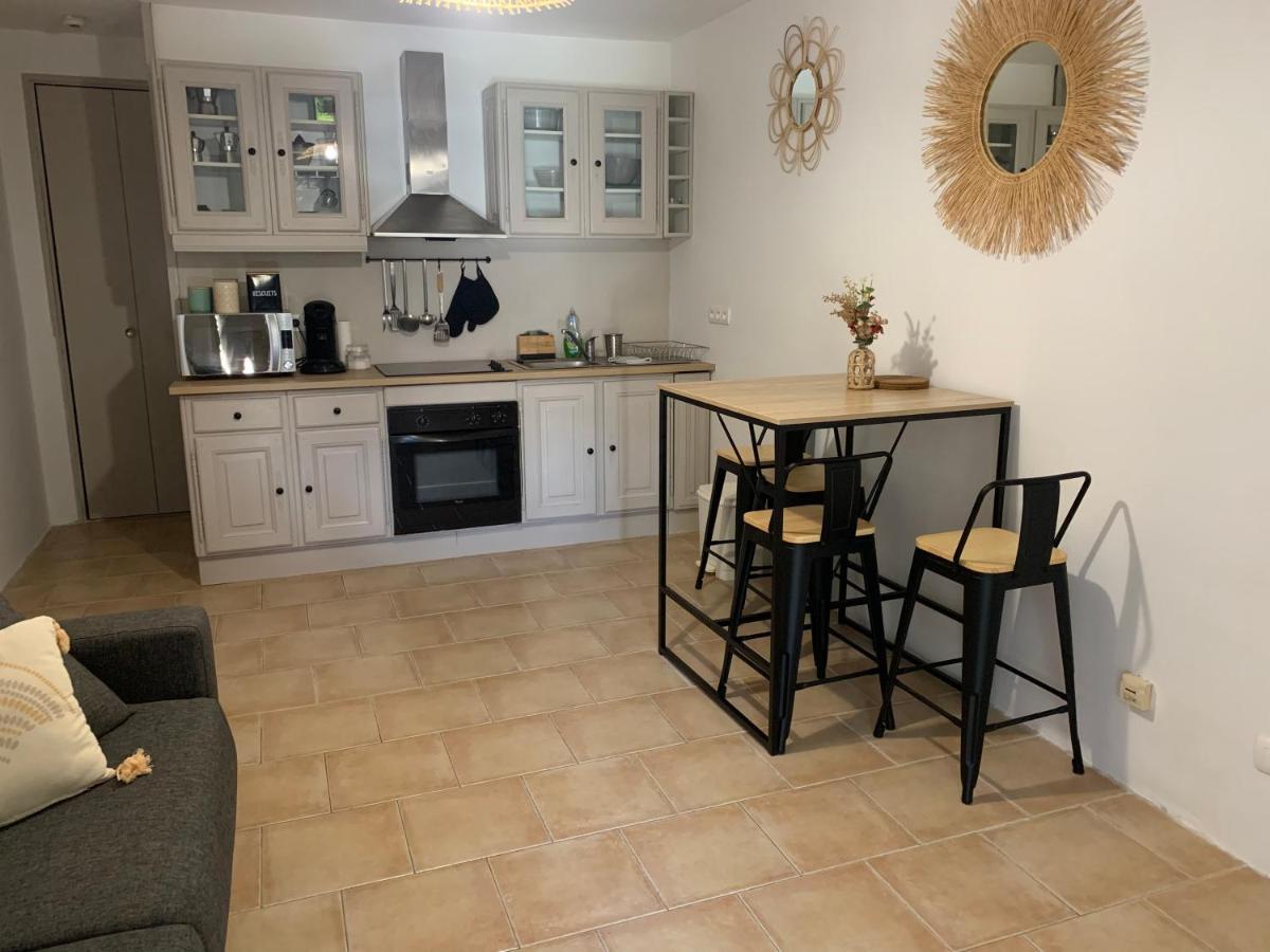Studio Tout Equipe De 27M2, A 100M De La Mer, Et 500M Des Commerces Algajola  Eksteriør billede